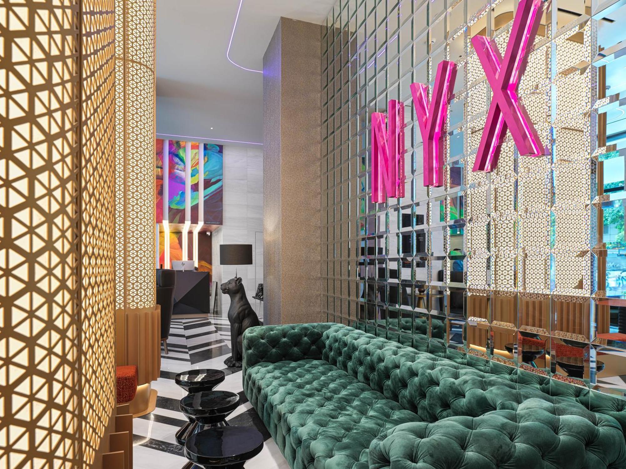 Nyx Esperia Palace Hotel Athens By Leonardo Hotels Exteriör bild